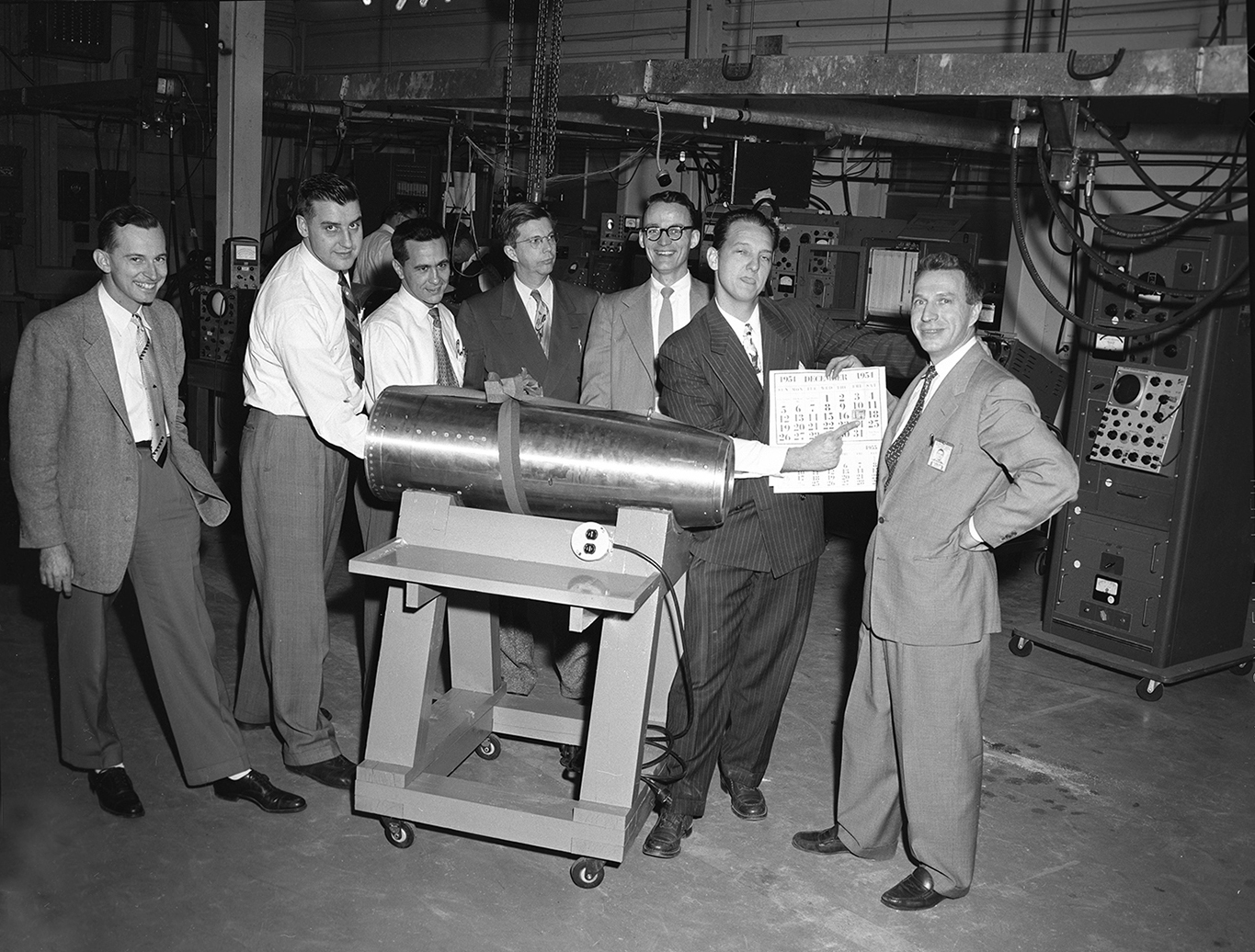 APL engineers work on the homing head for the supersonic guided missile Terrier (1954)